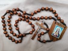 Rožni venec leseni veliki s sliko